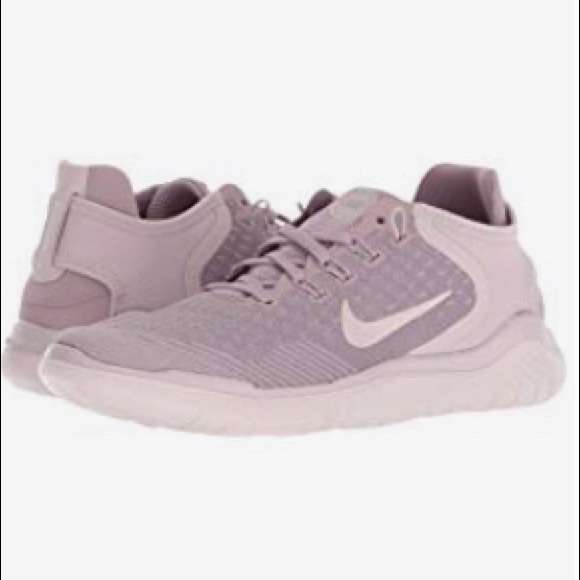 Nike Shoes - Nike Free RN 2018